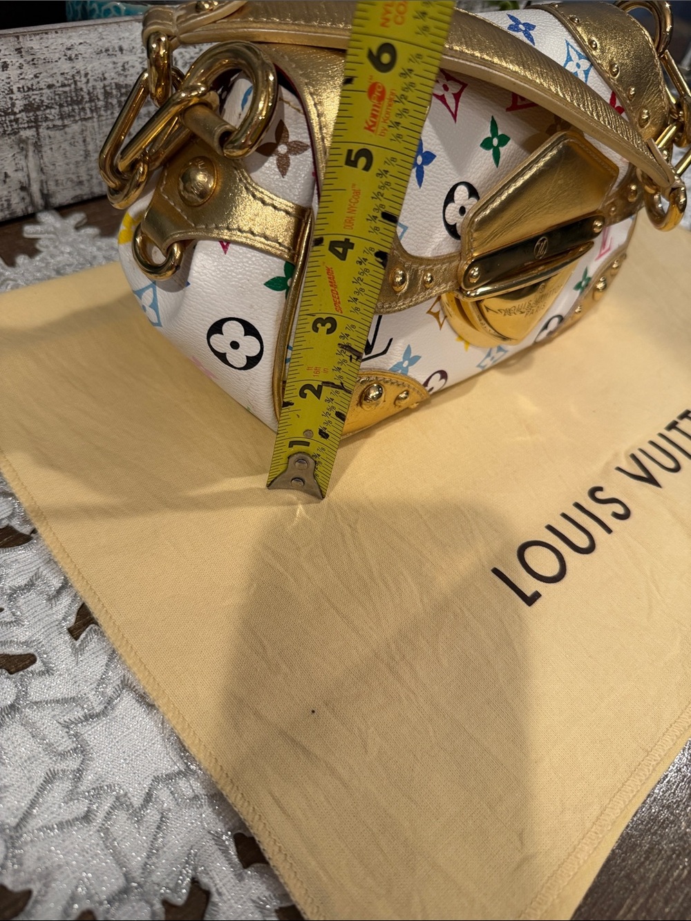 Authentic Louis Vuitton murakami Marilyn Handbag - Picture 9 of 17
